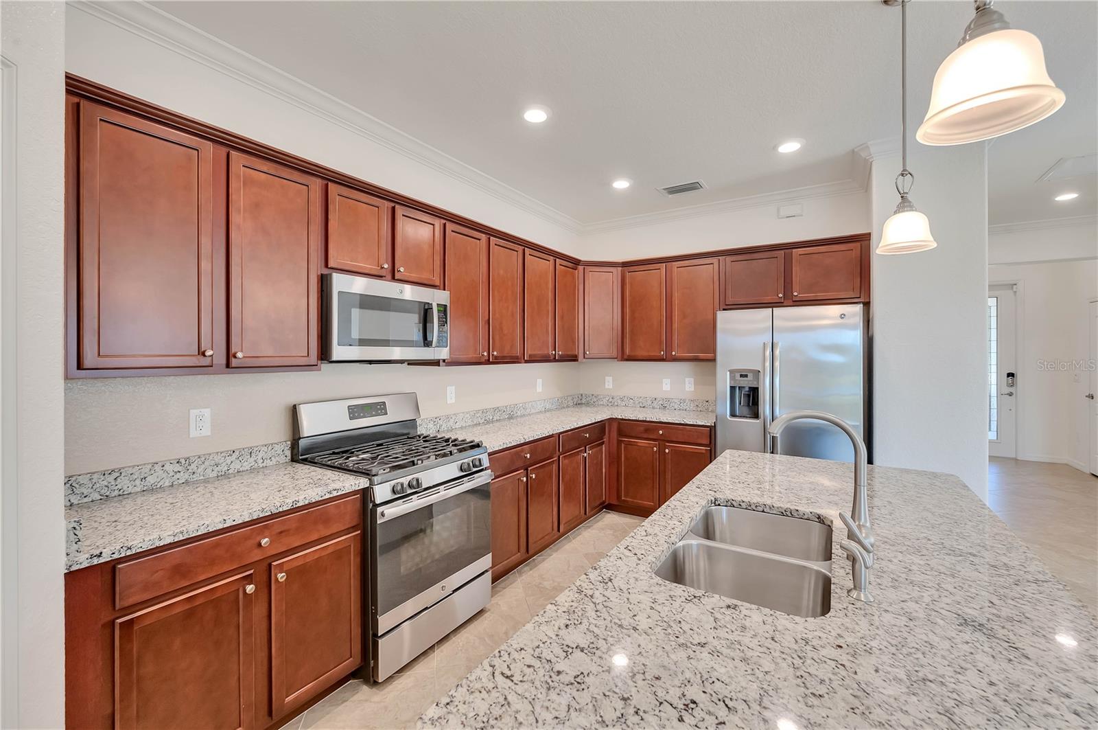 17010 BLUE RIDGE PL