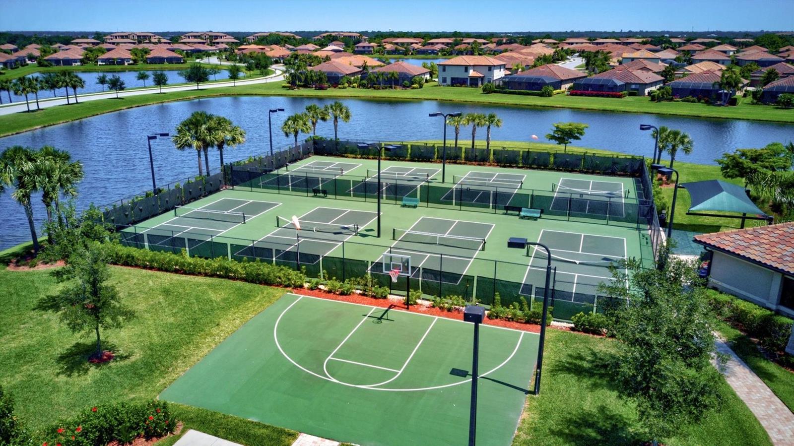 7019 RIVER HAMMOCK DR #202