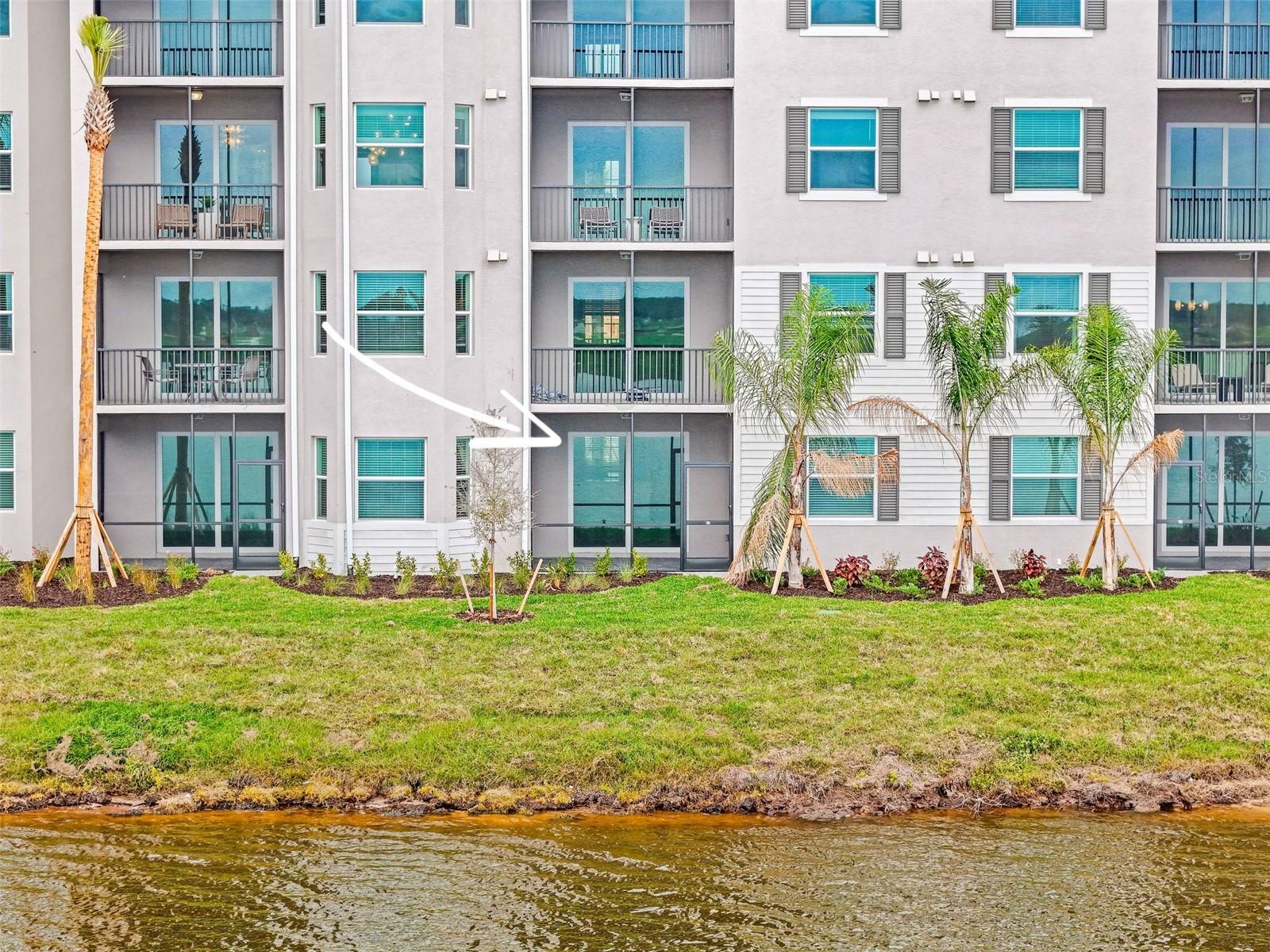 19140 SCALLOP LOOP #105