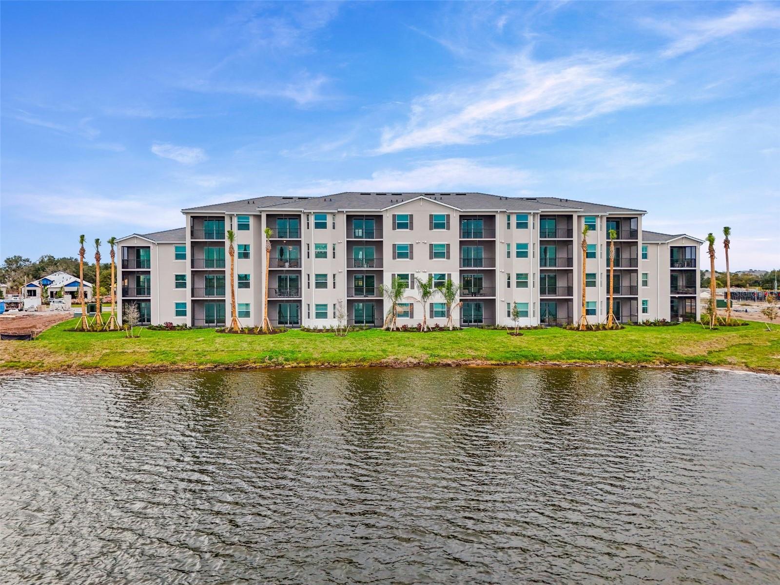 19140 SCALLOP LOOP #105