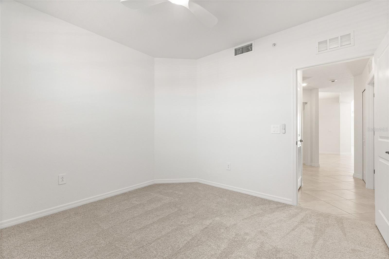 19140 SCALLOP LOOP #208