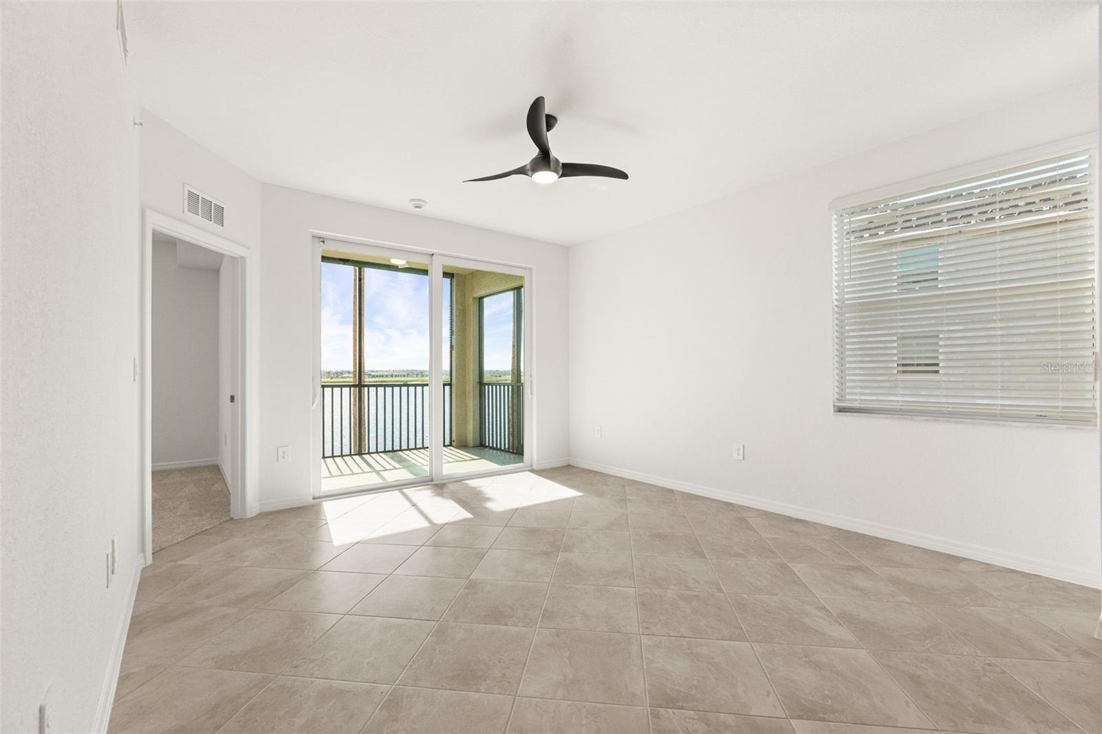 19140 SCALLOP LOOP #208