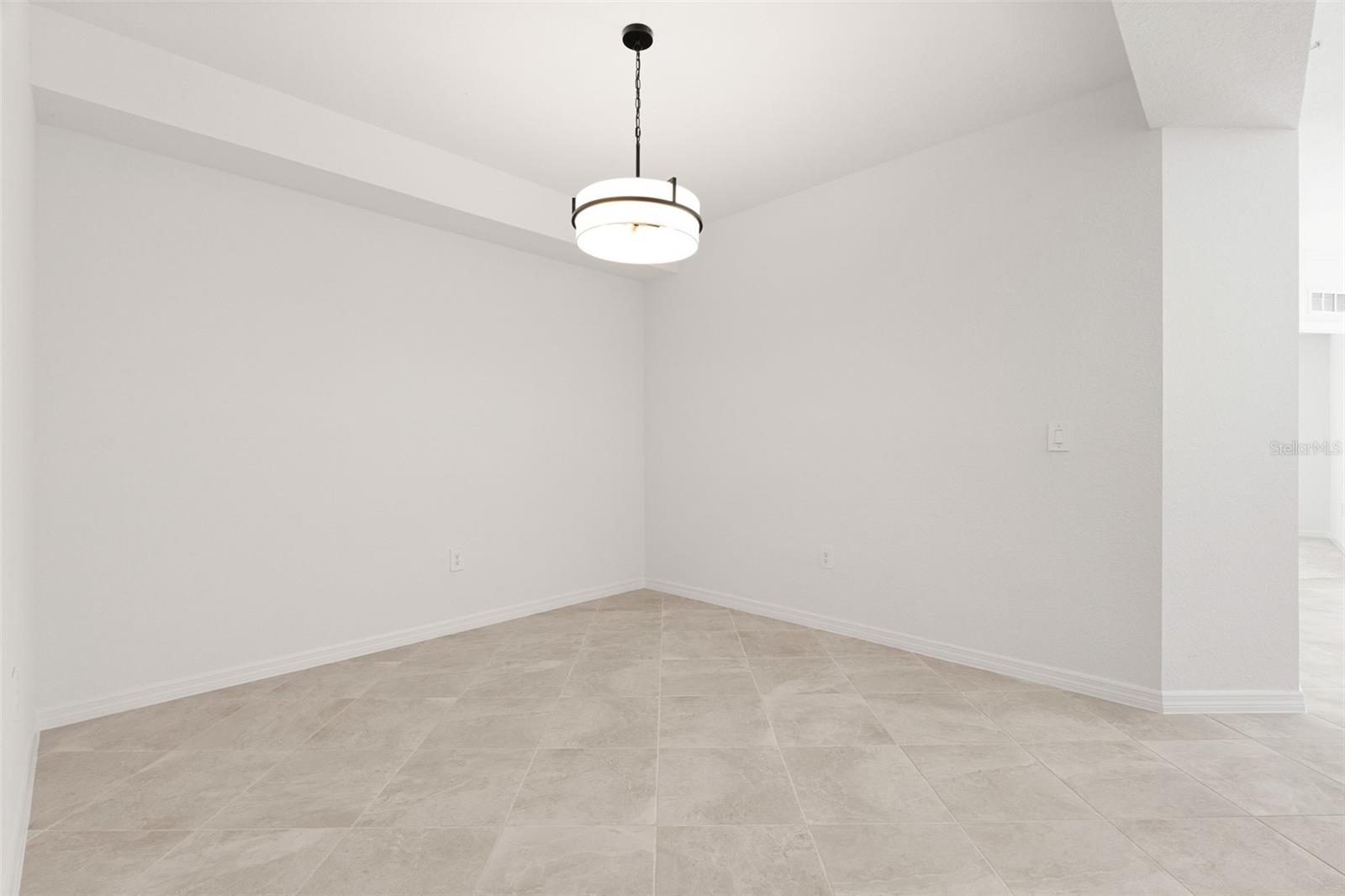 19140 SCALLOP LOOP #208