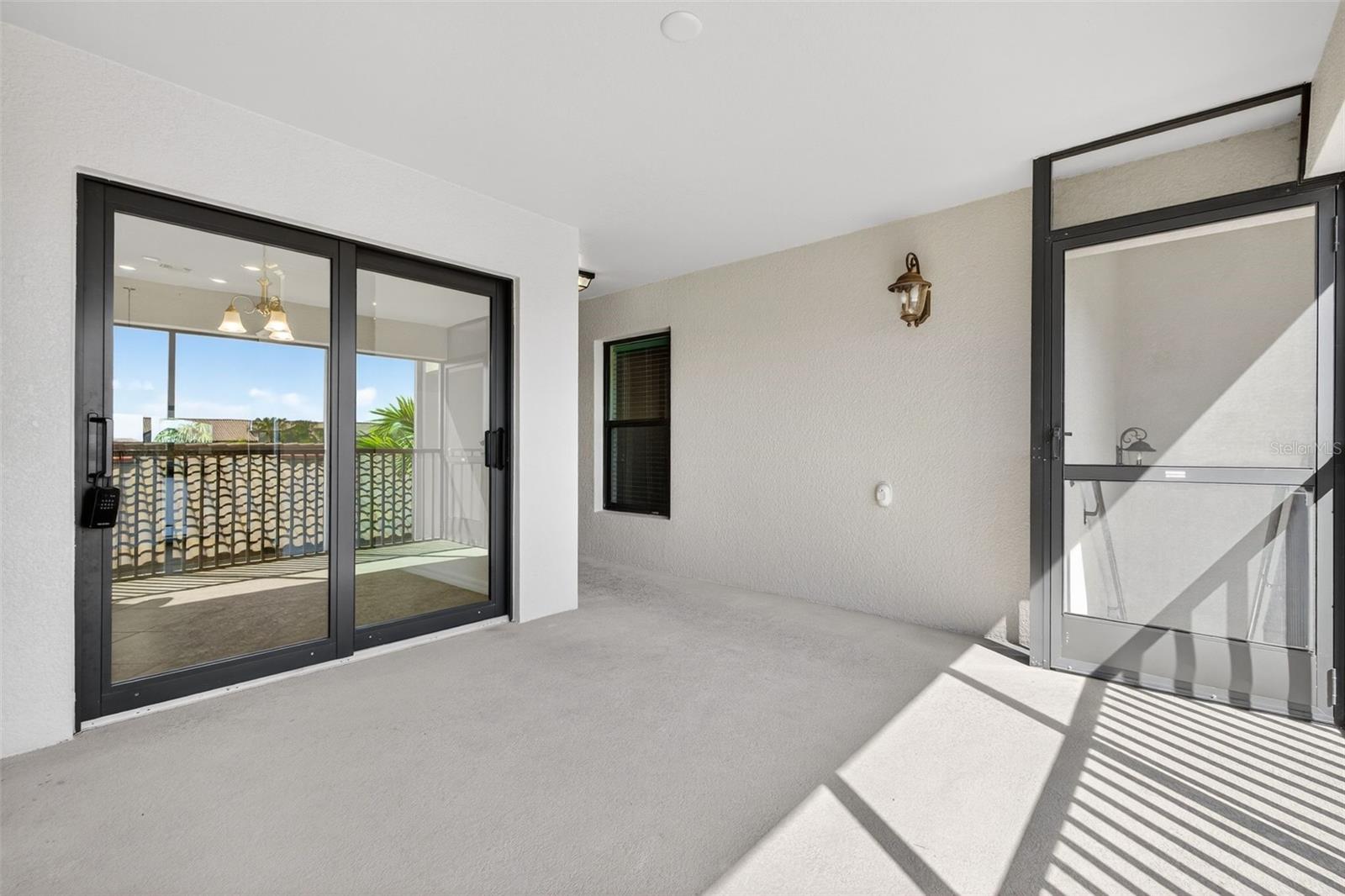 5527 PALMER CIR #205