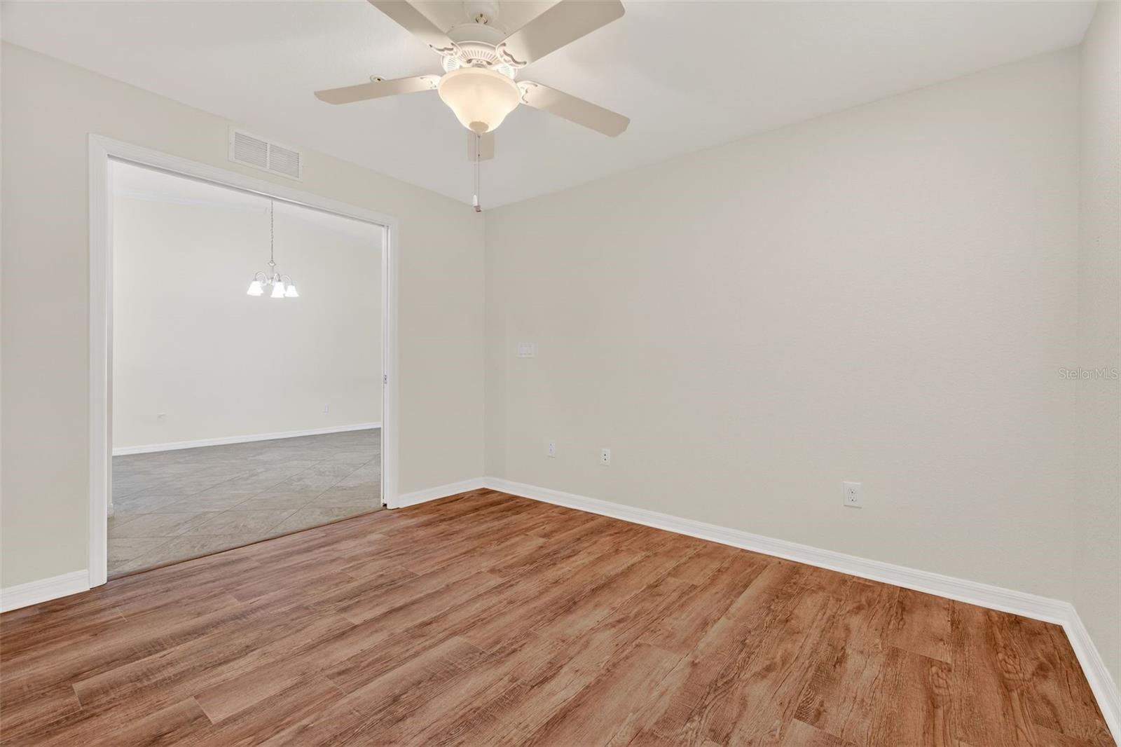 5527 PALMER CIR #205