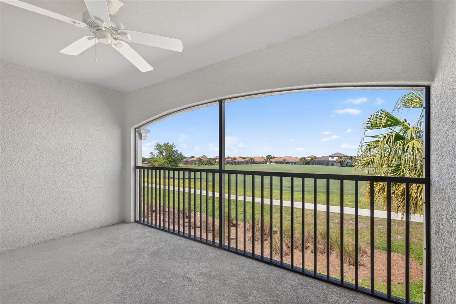 5527 PALMER CIR #205