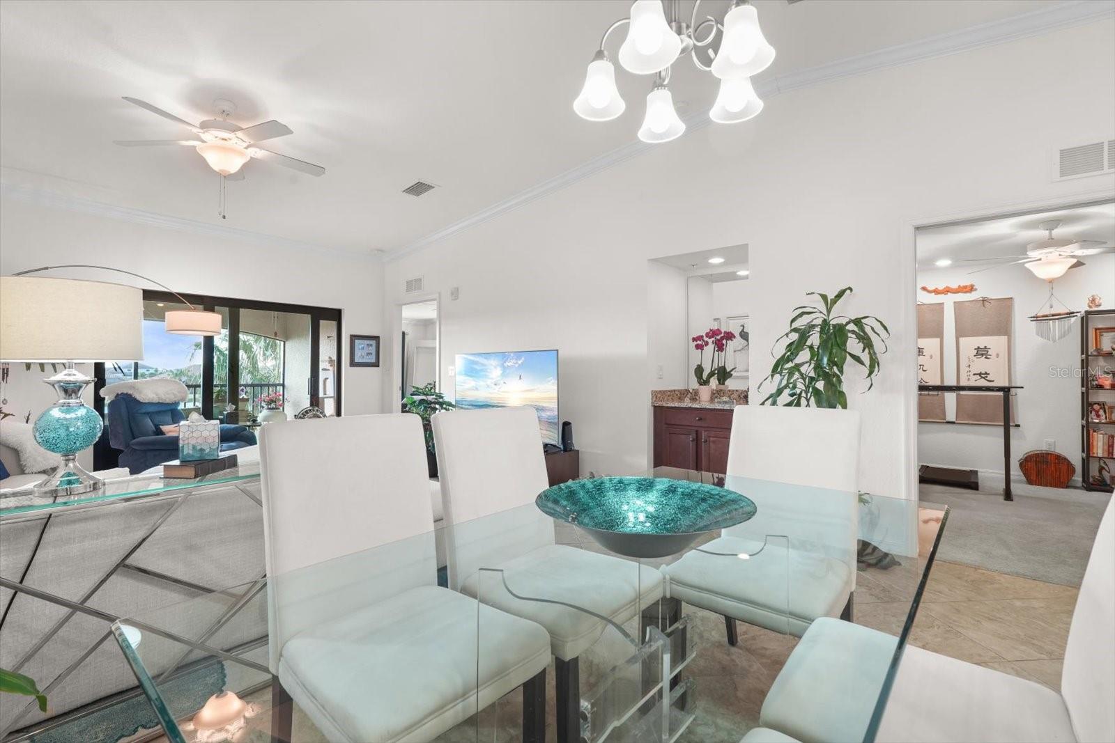 5527 PALMER CIR #205