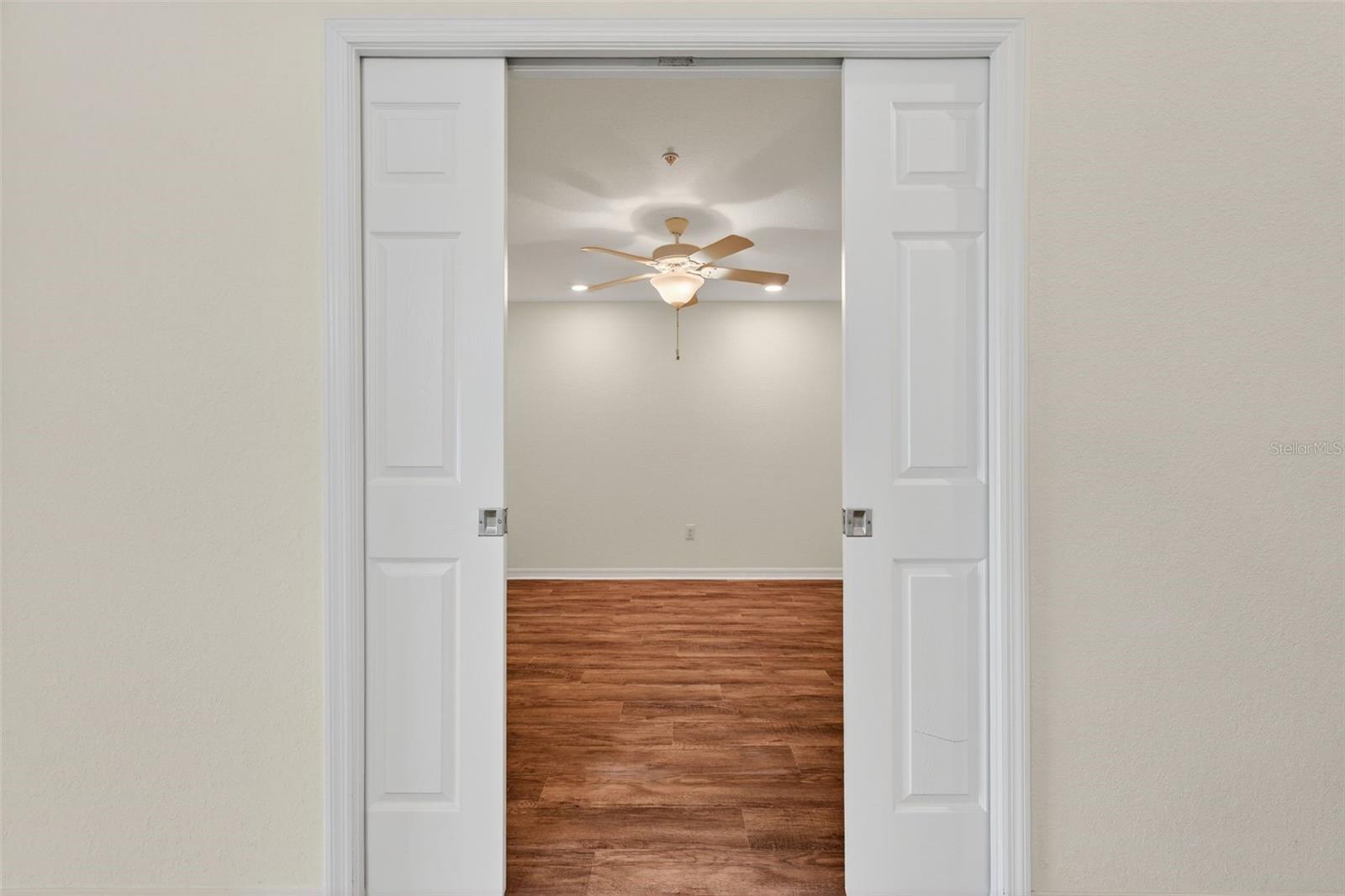 5527 PALMER CIR #205