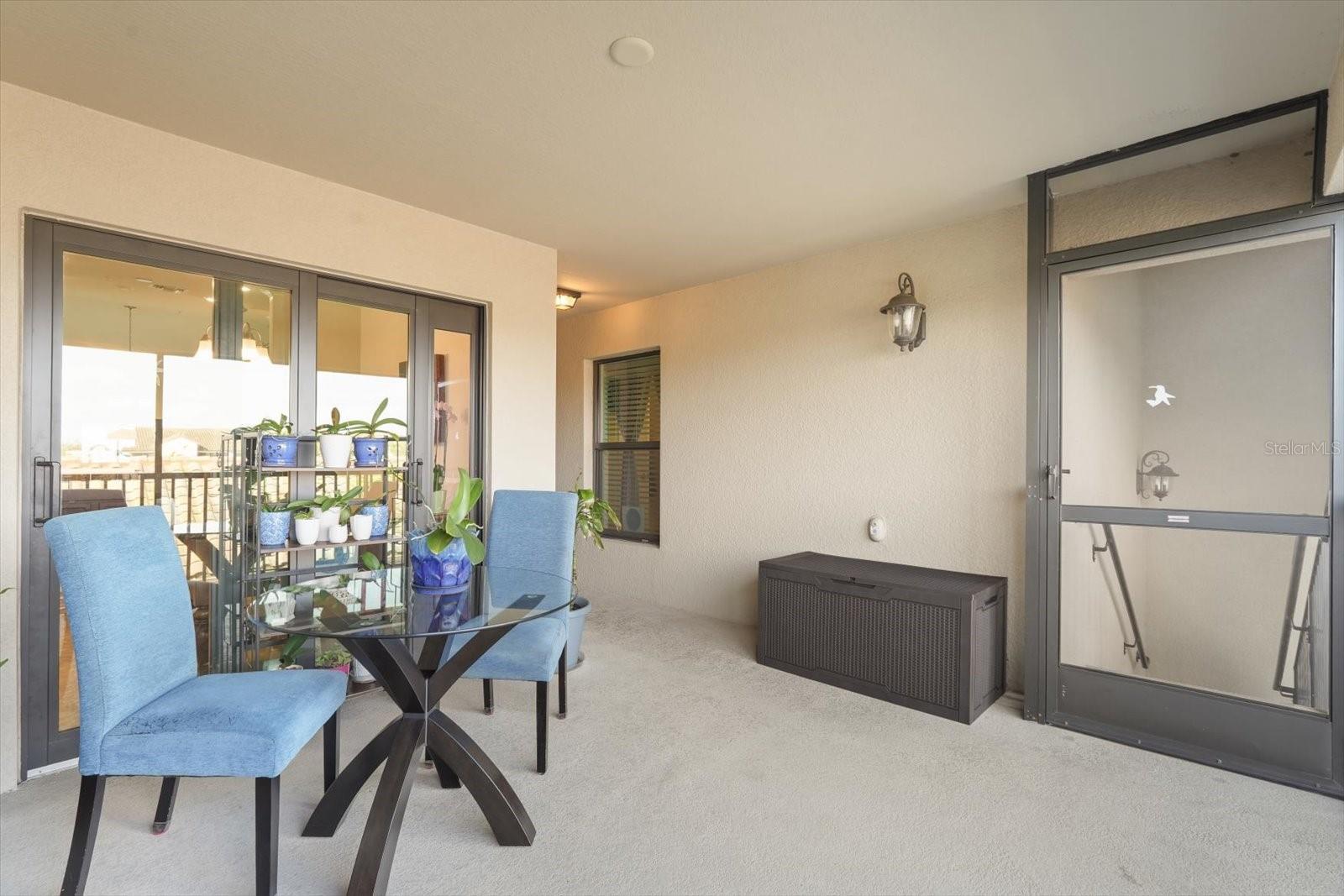 5527 PALMER CIR #205