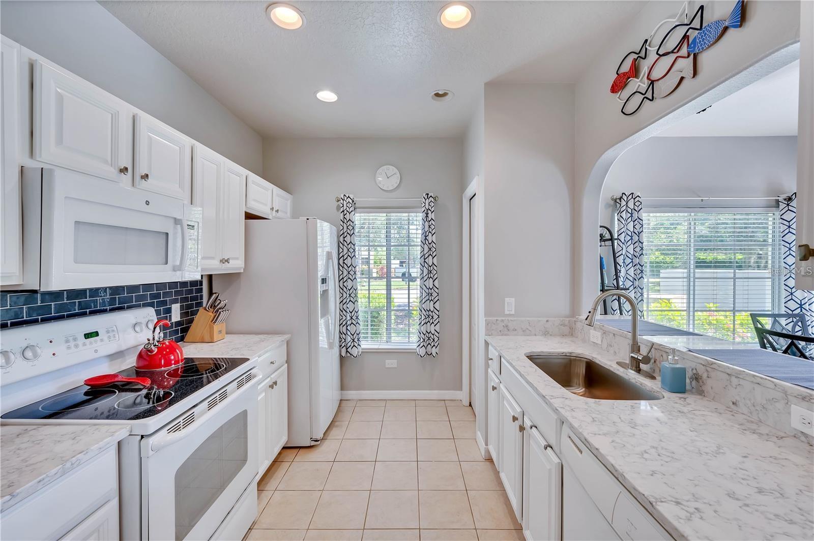 280 CAPE HARBOUR LOOP #101