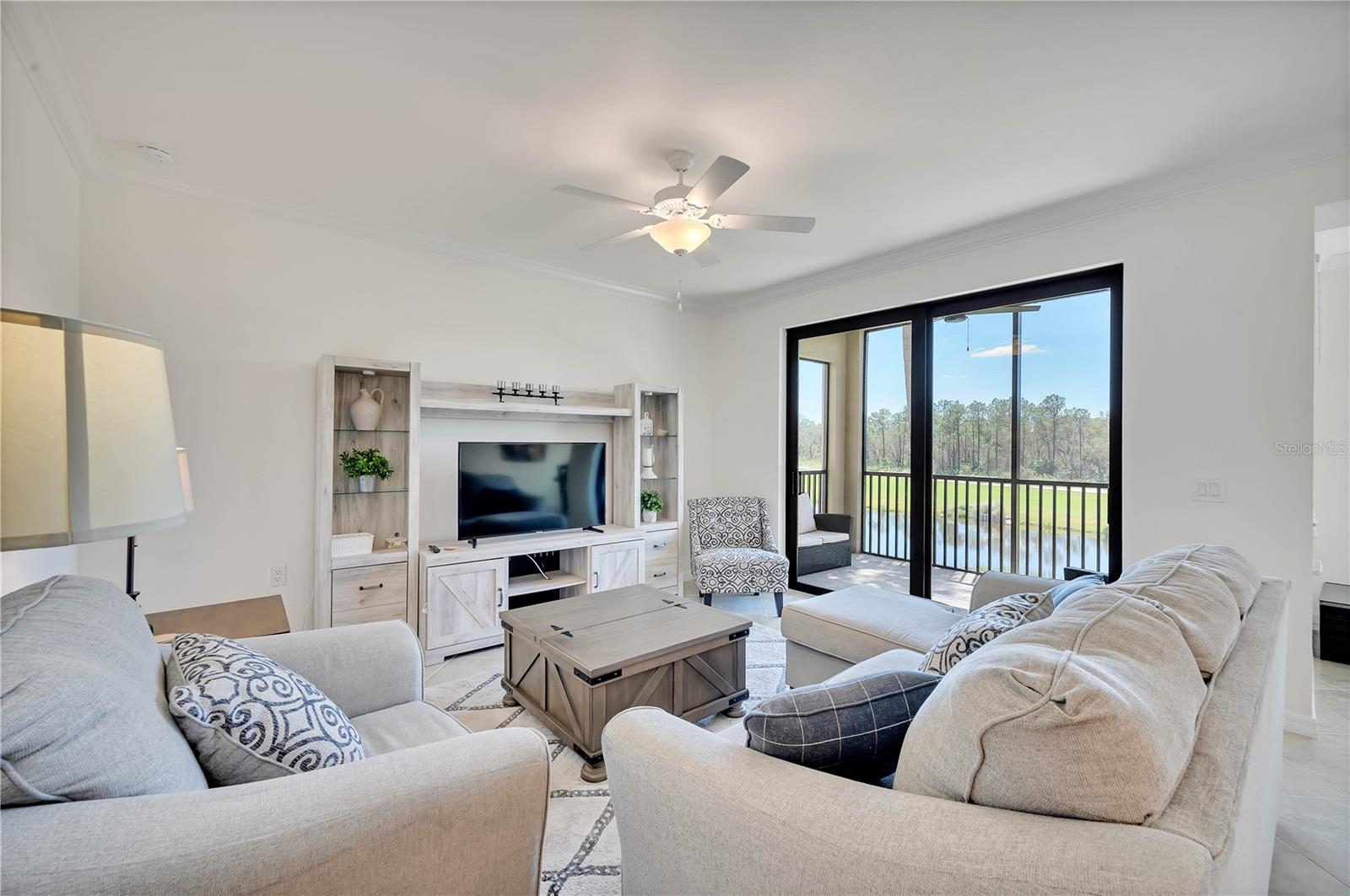 17510 GAWTHROP DR #203