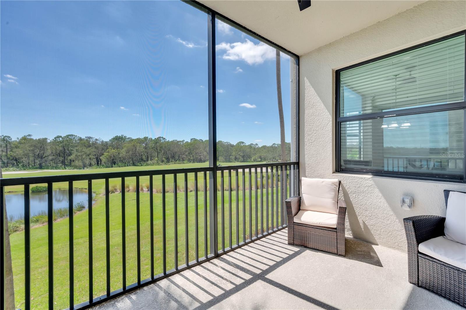 17510 GAWTHROP DR #203