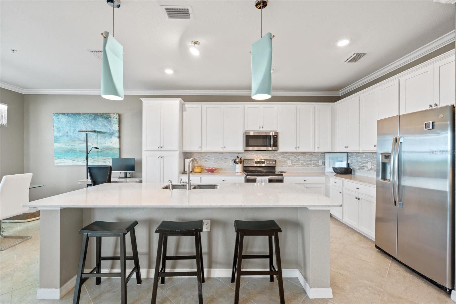 17520 GAWTHROP DR #401