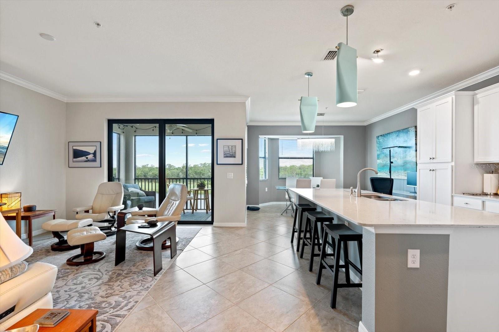 17520 GAWTHROP DR #401