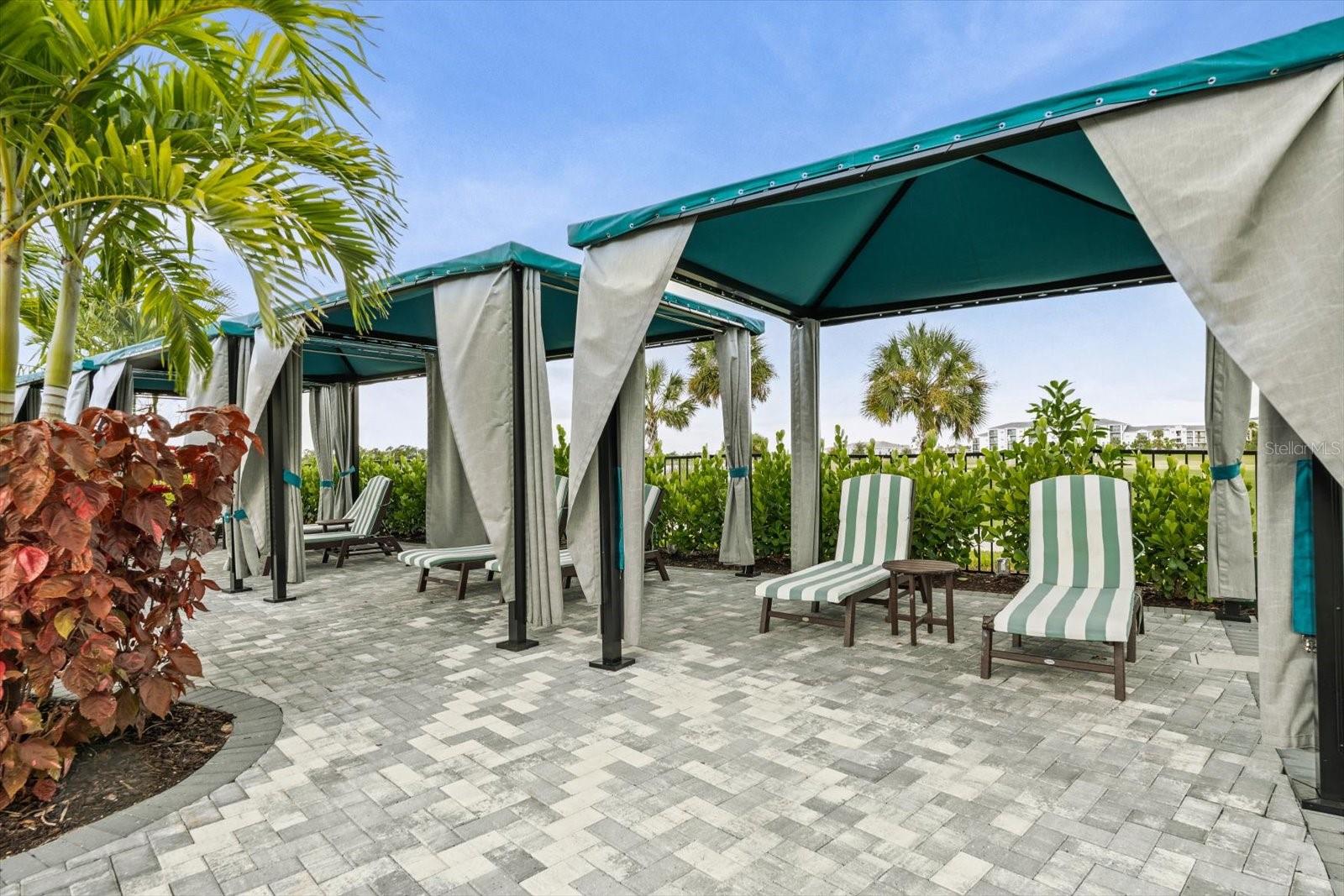 17585 BORACAY CT #2-102