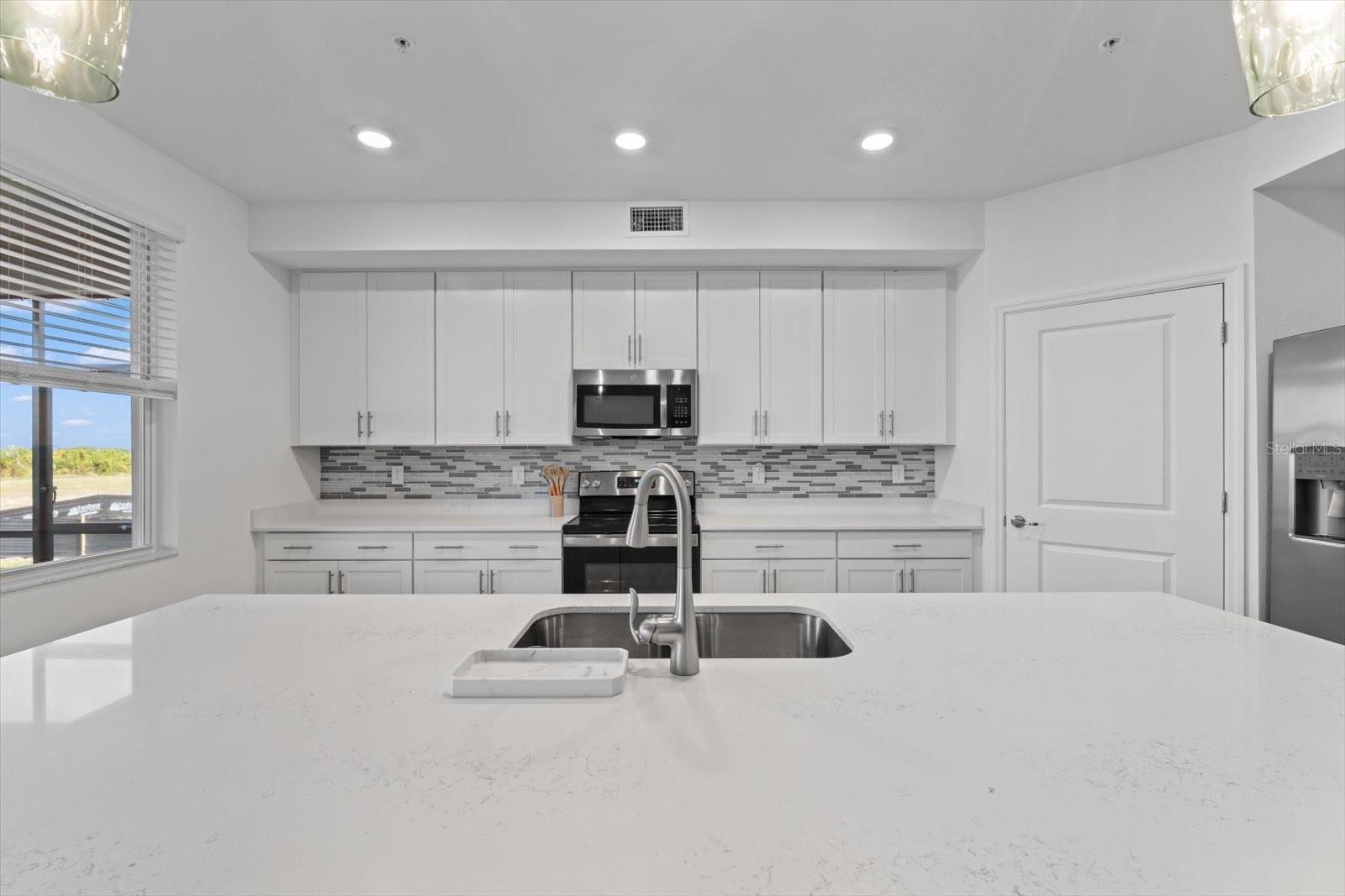 17585 BORACAY CT #2-102