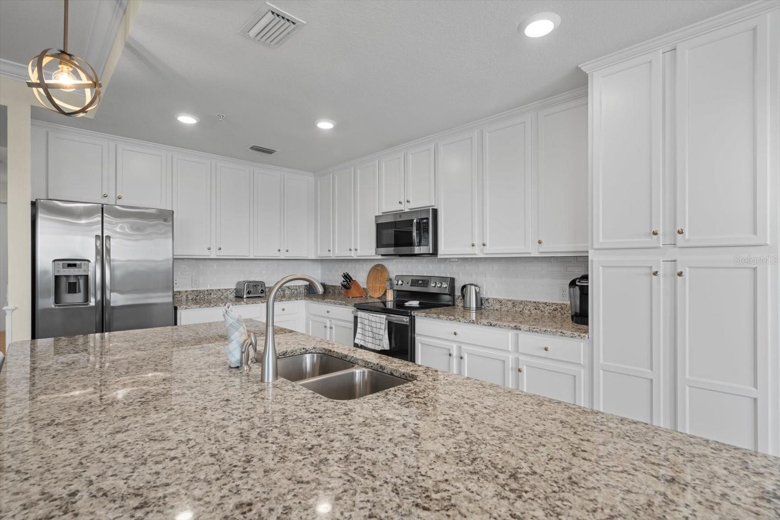 17118 VARDON TER #306