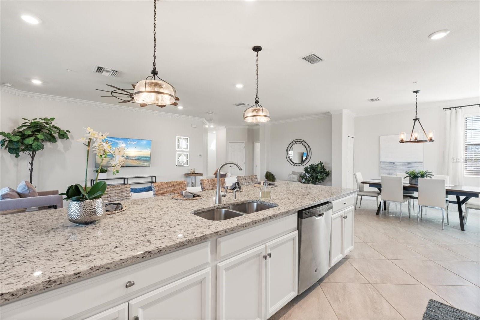 18113 GAWTHROP DR #102