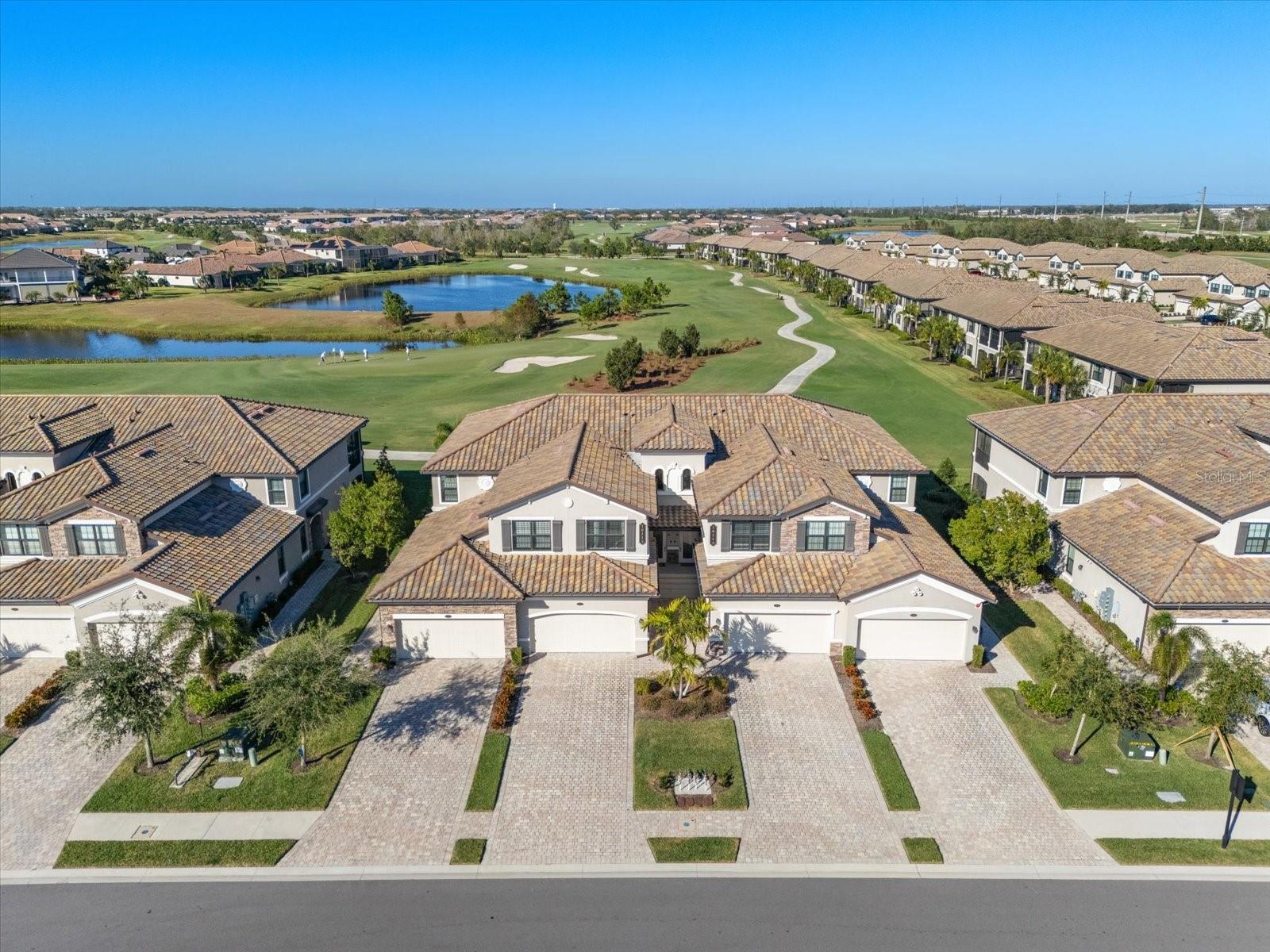 18113 GAWTHROP DR #102