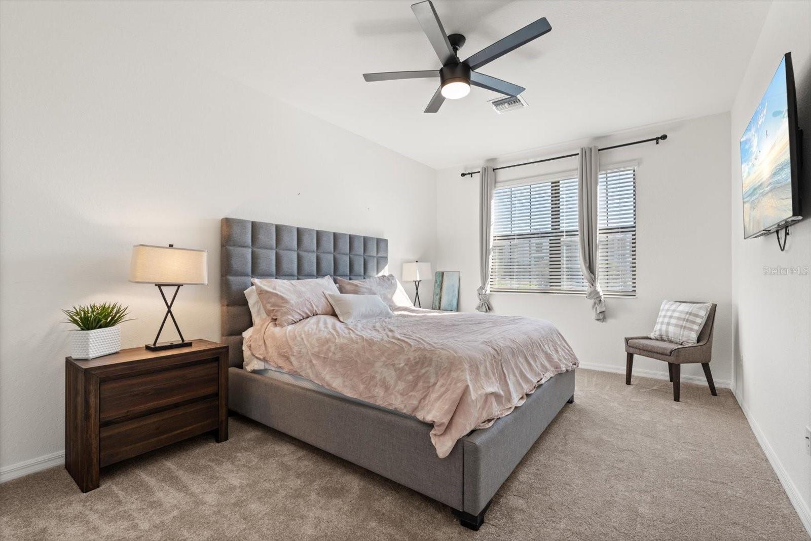 18113 GAWTHROP DR #102