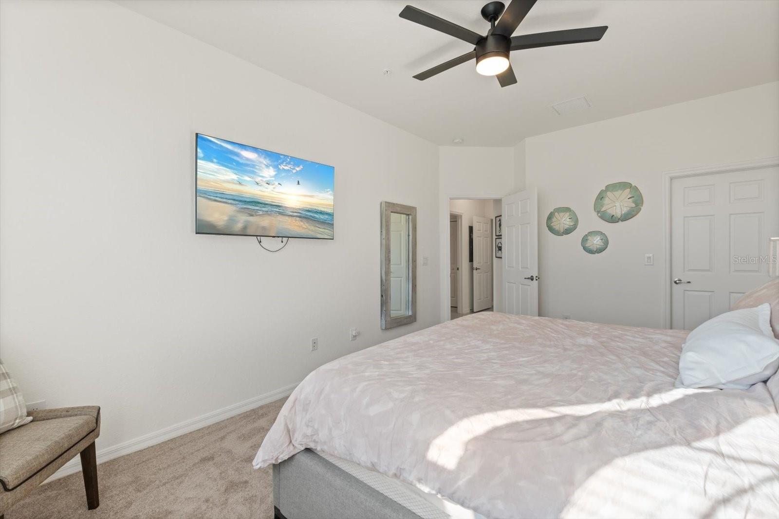 18113 GAWTHROP DR #102