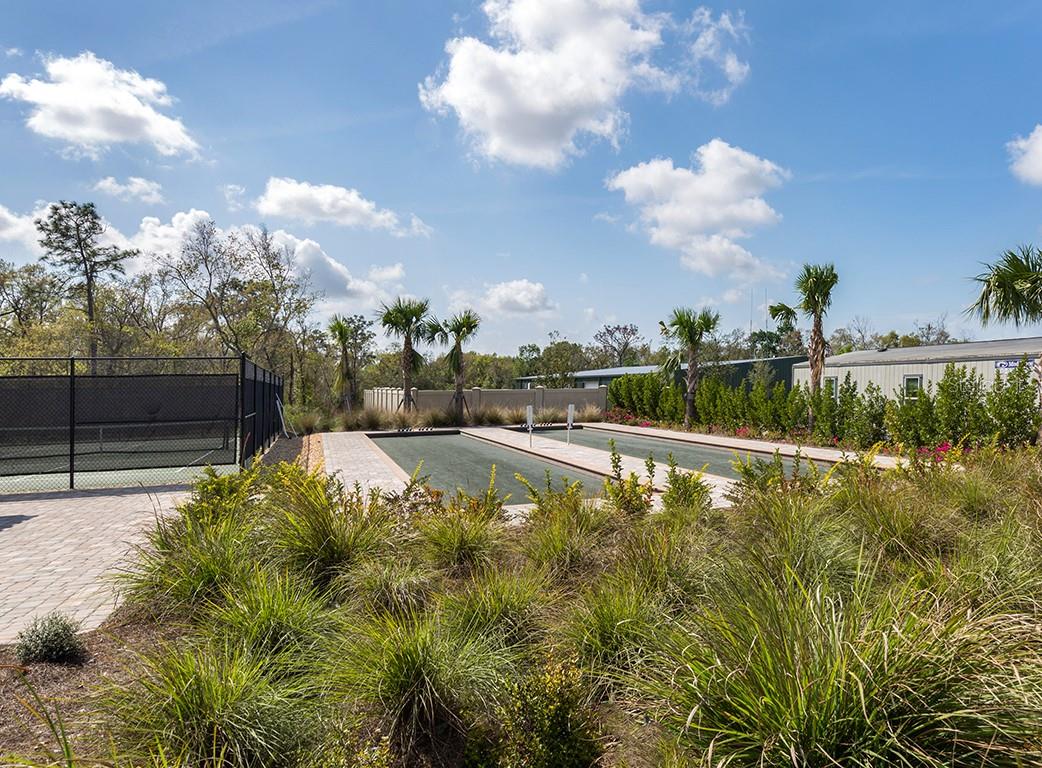 17510 GAWTHROP DR #406