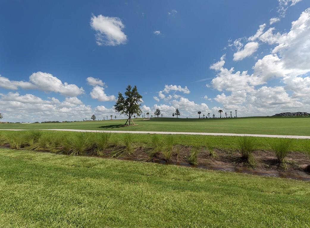 5528 PALMER CIR #105