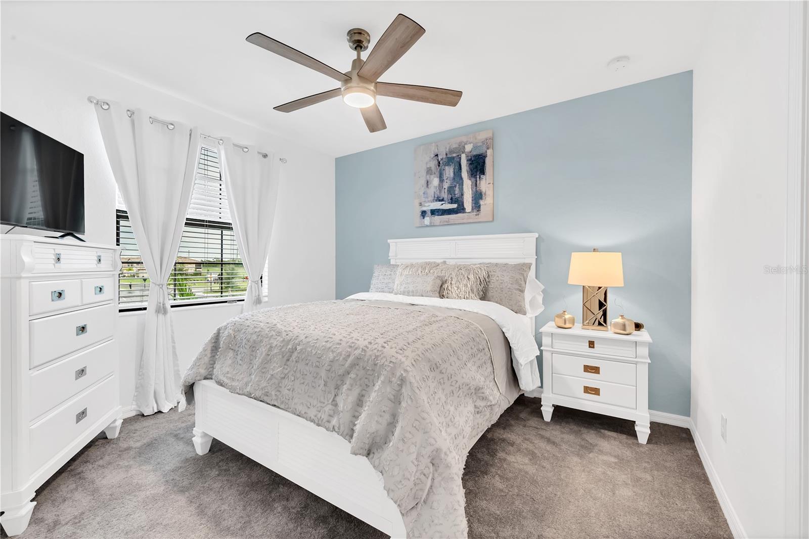 18114 GAWTHROP DR #201