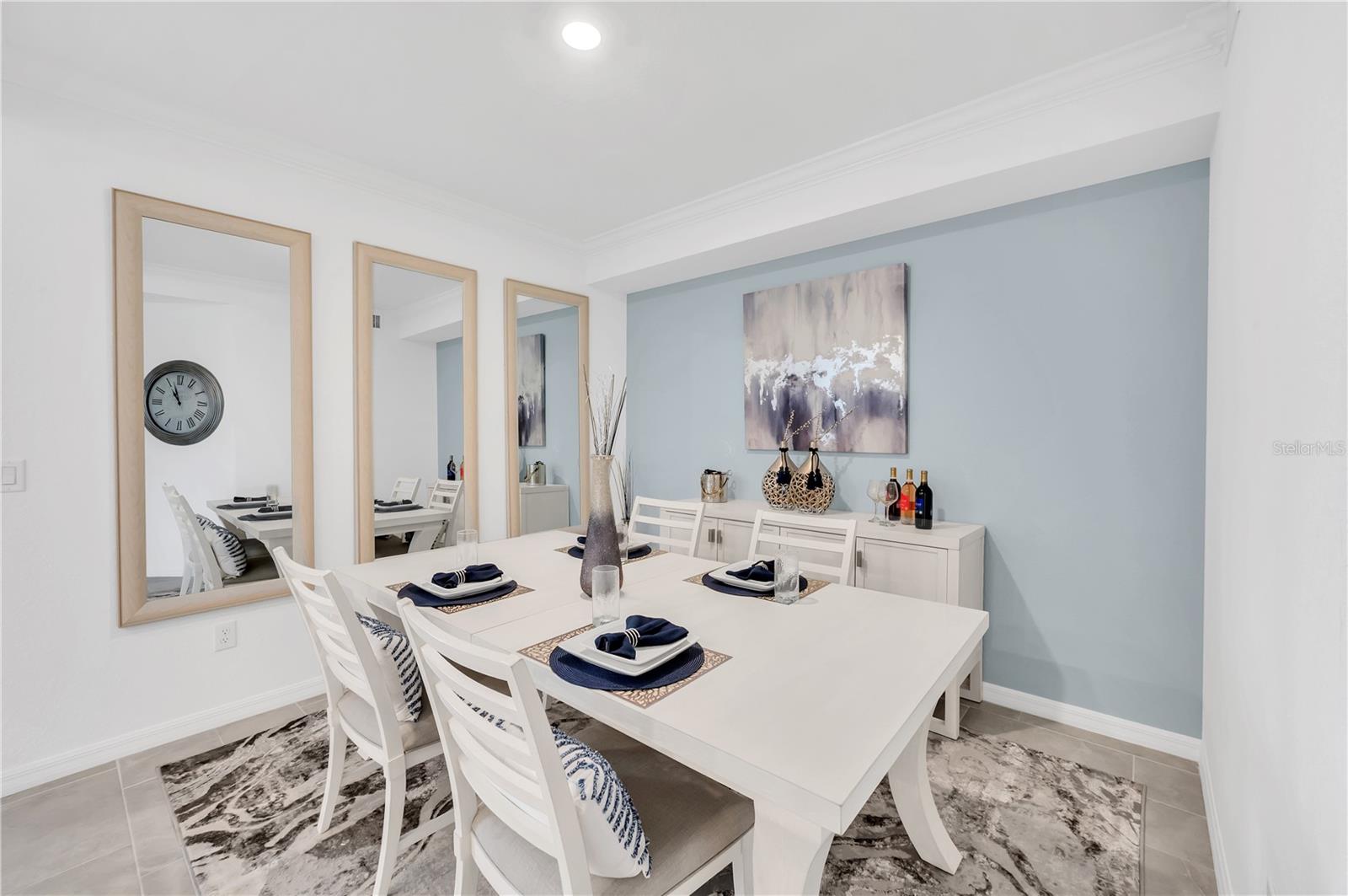 18114 GAWTHROP DR #201