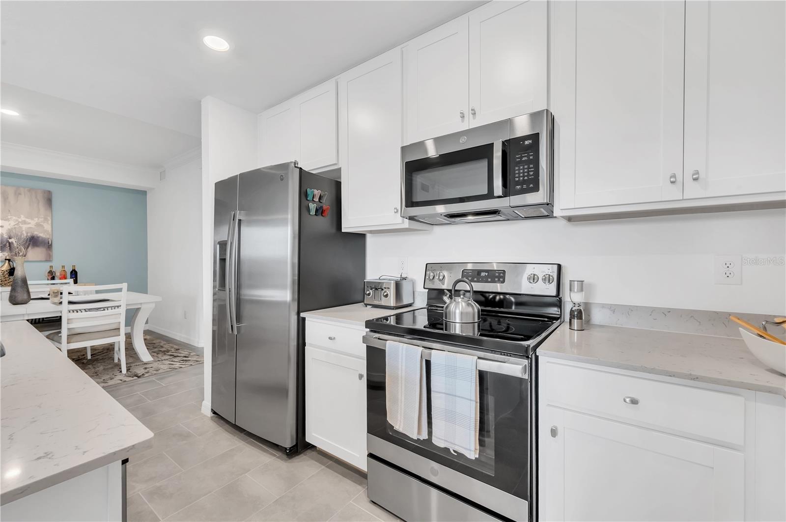 18114 GAWTHROP DR #201