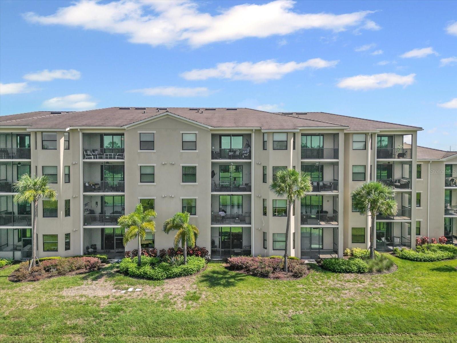 17810 GAWTHROP DR #304