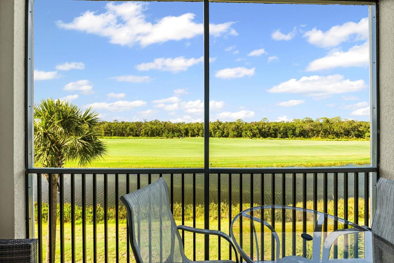 17810 GAWTHROP DR #304