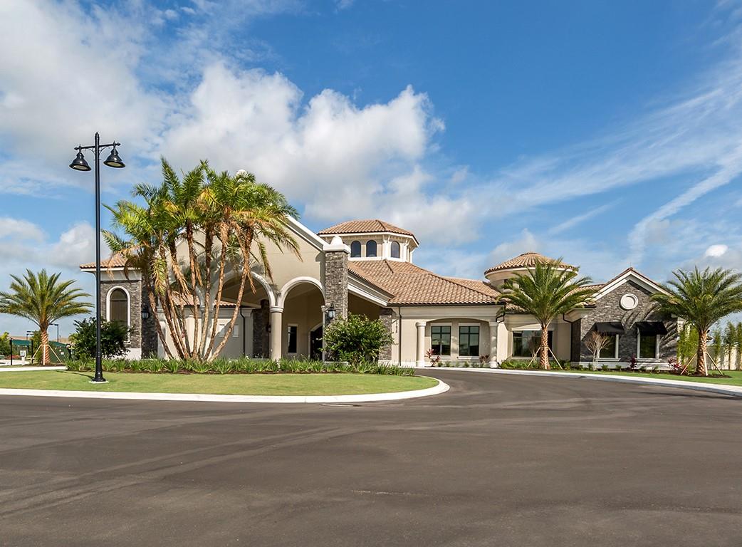 5517 PALMER CIR #203