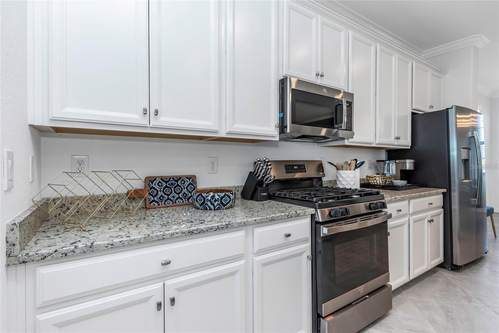 6005 WORSHAM LN #103