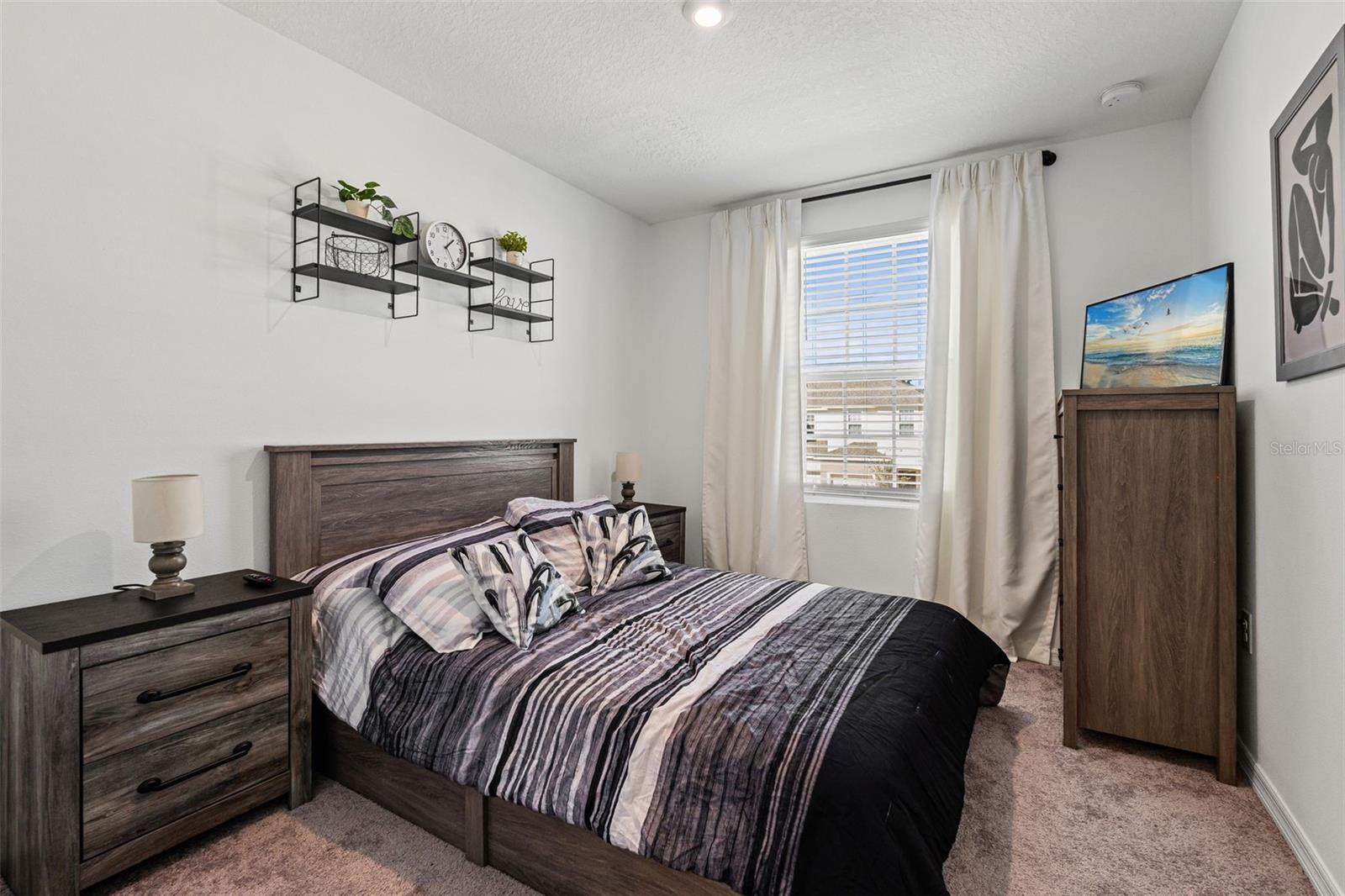 5725 HAVEN TER