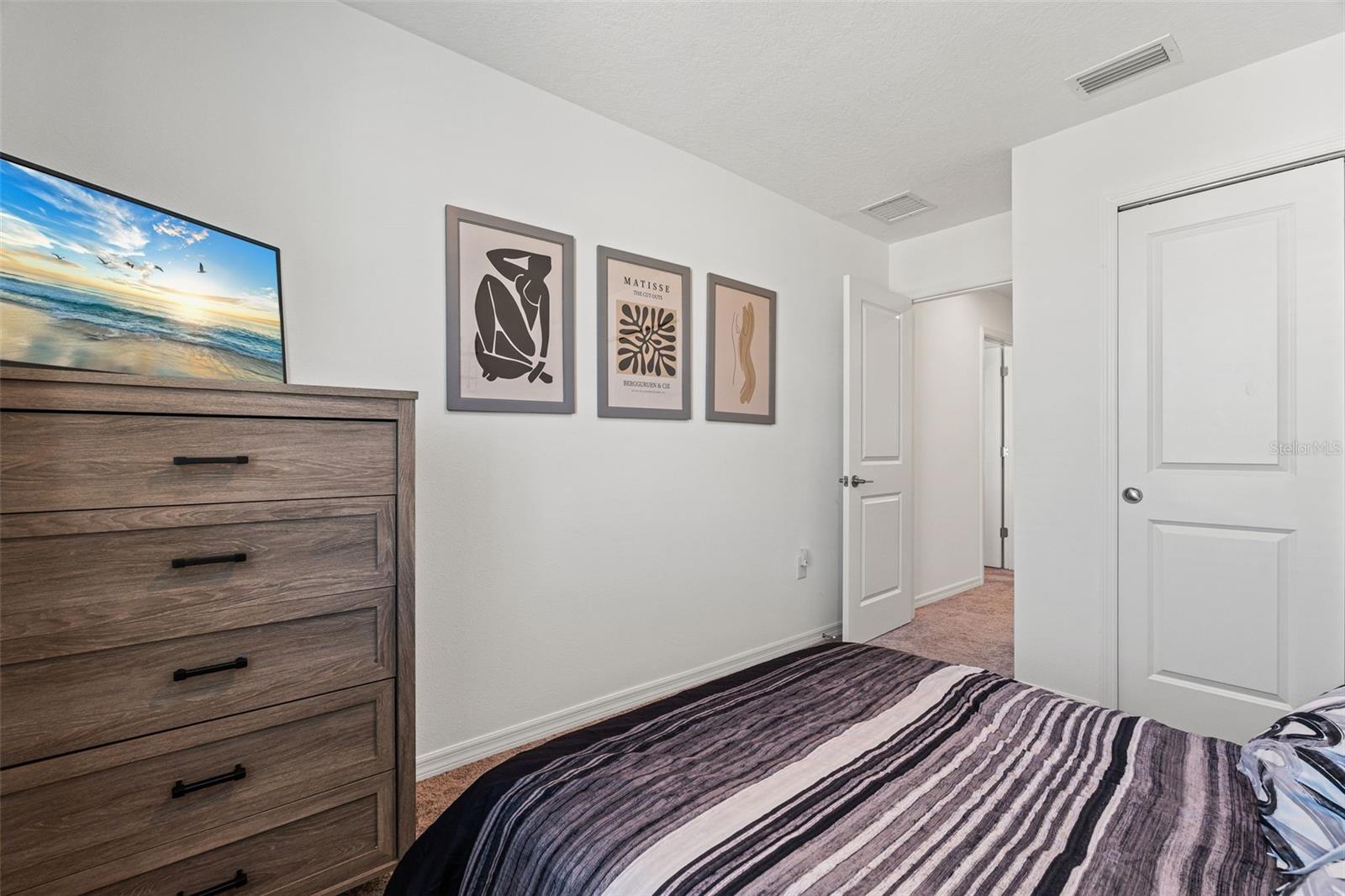 5725 HAVEN TER