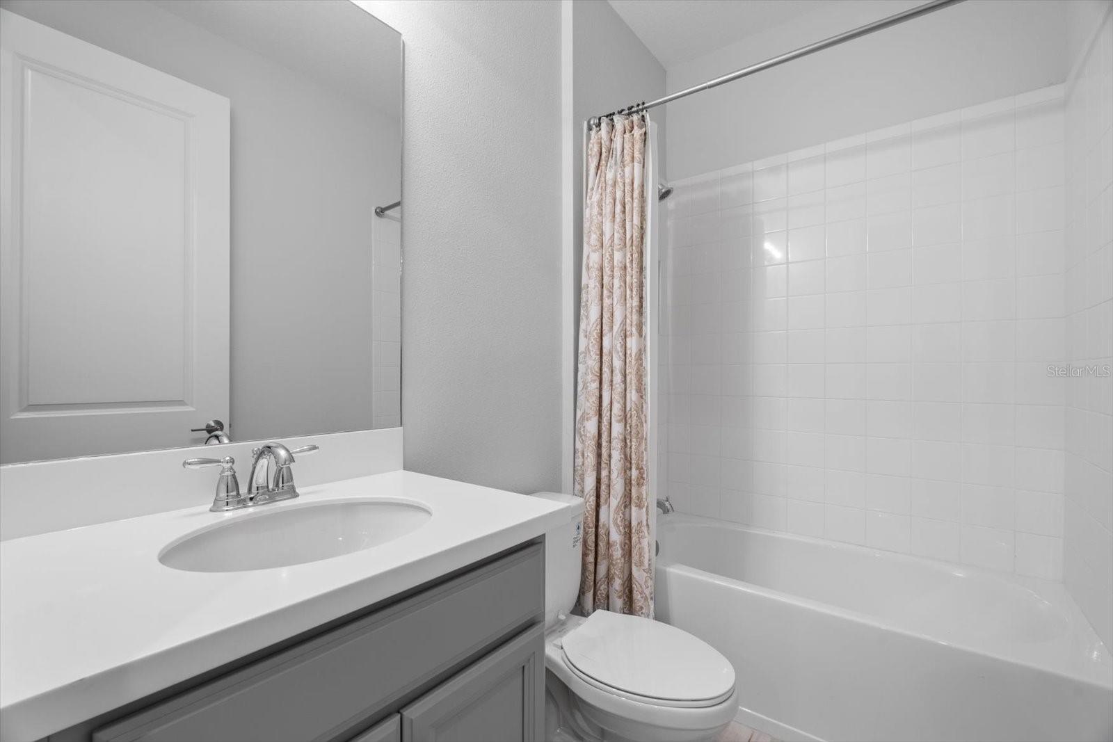 6312 LAURELCREST GLN