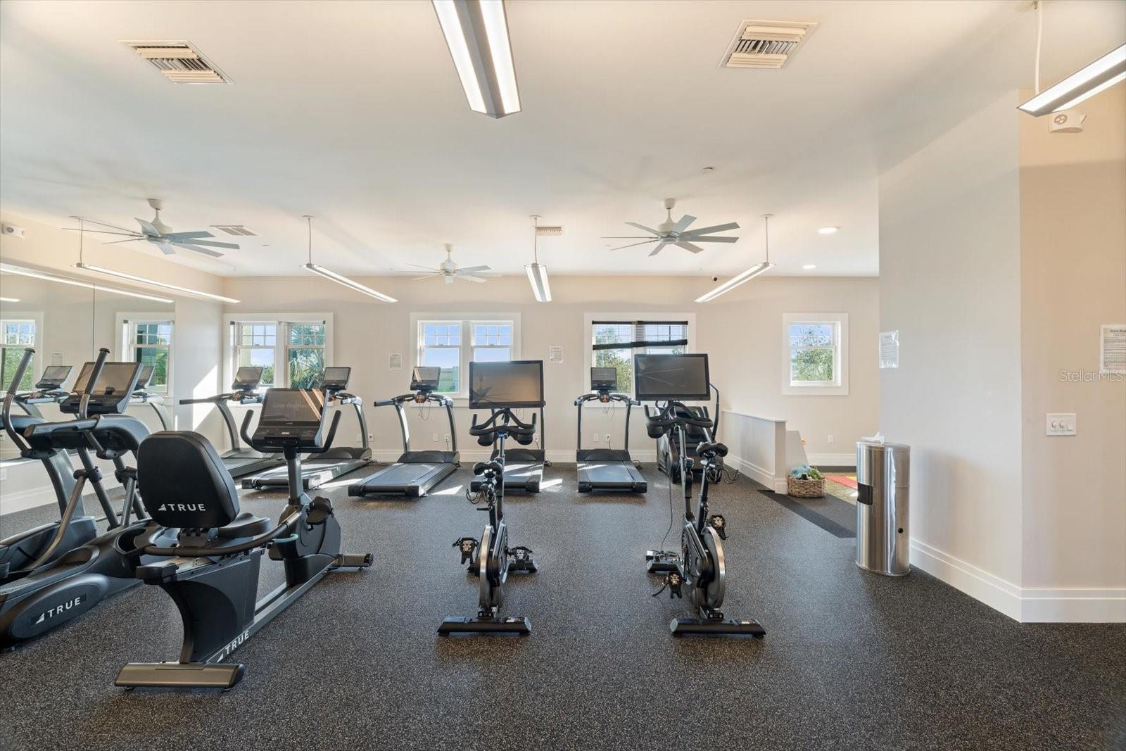 6312 LAURELCREST GLN