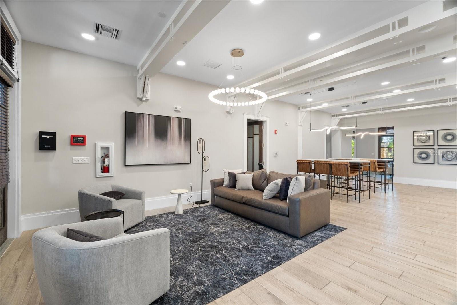 6312 LAURELCREST GLN