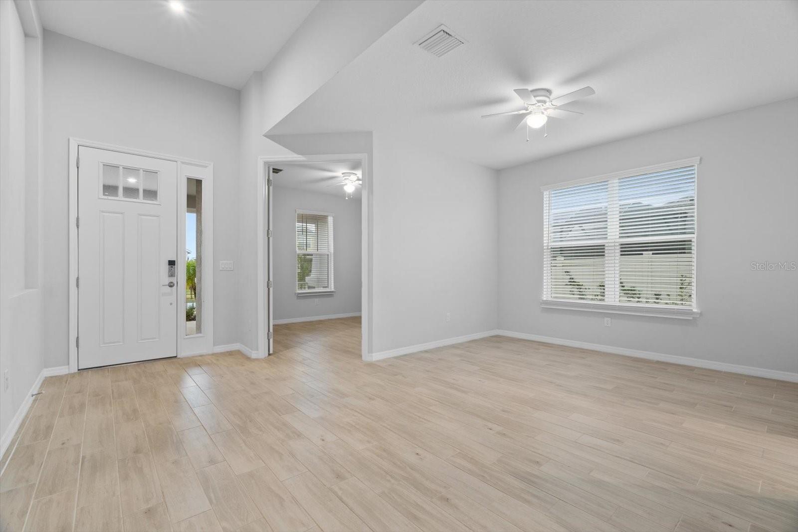 6312 LAURELCREST GLN