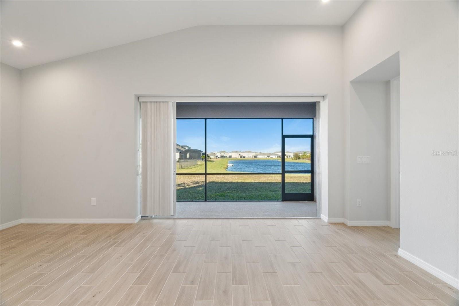 6312 LAURELCREST GLN