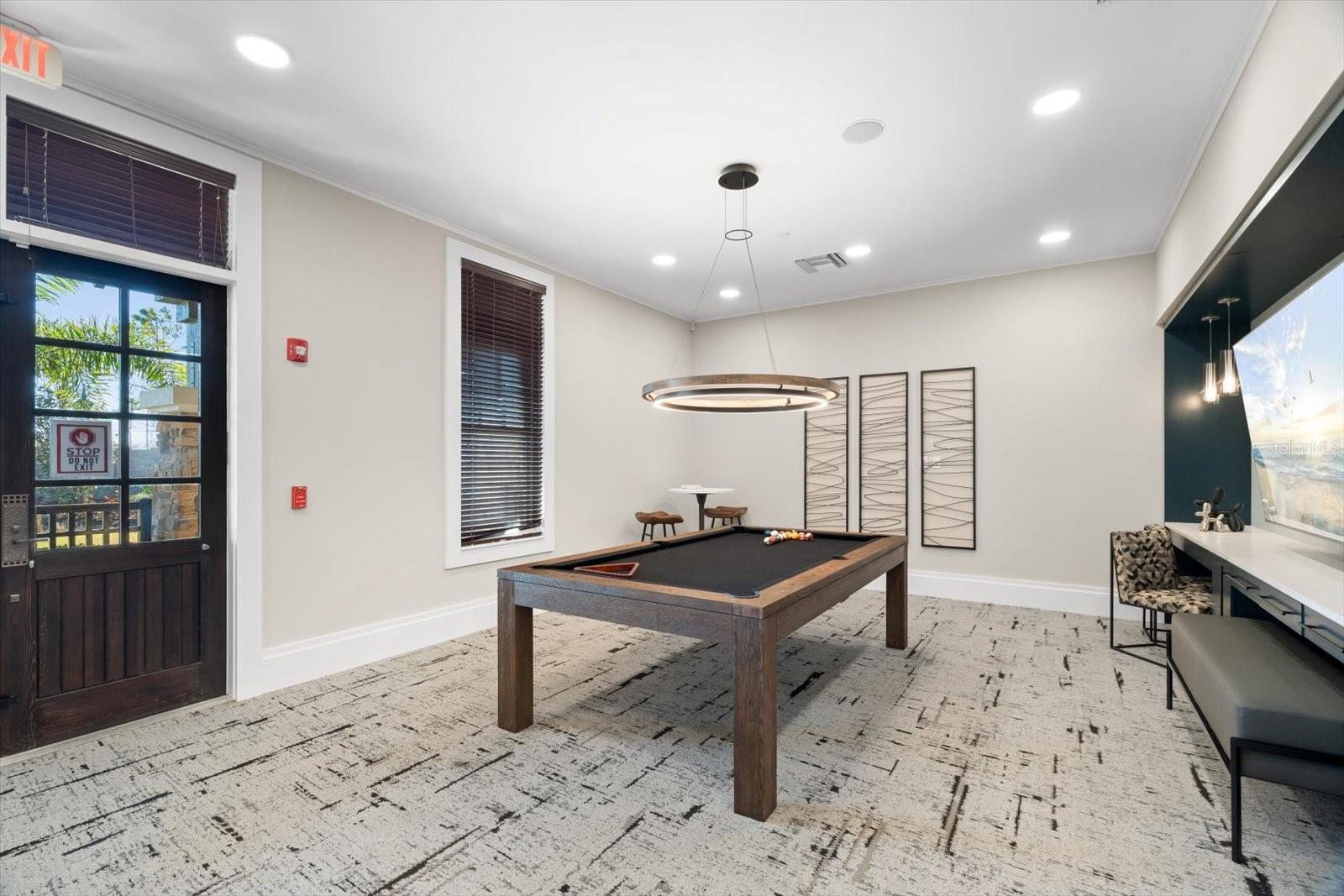 6312 LAURELCREST GLN