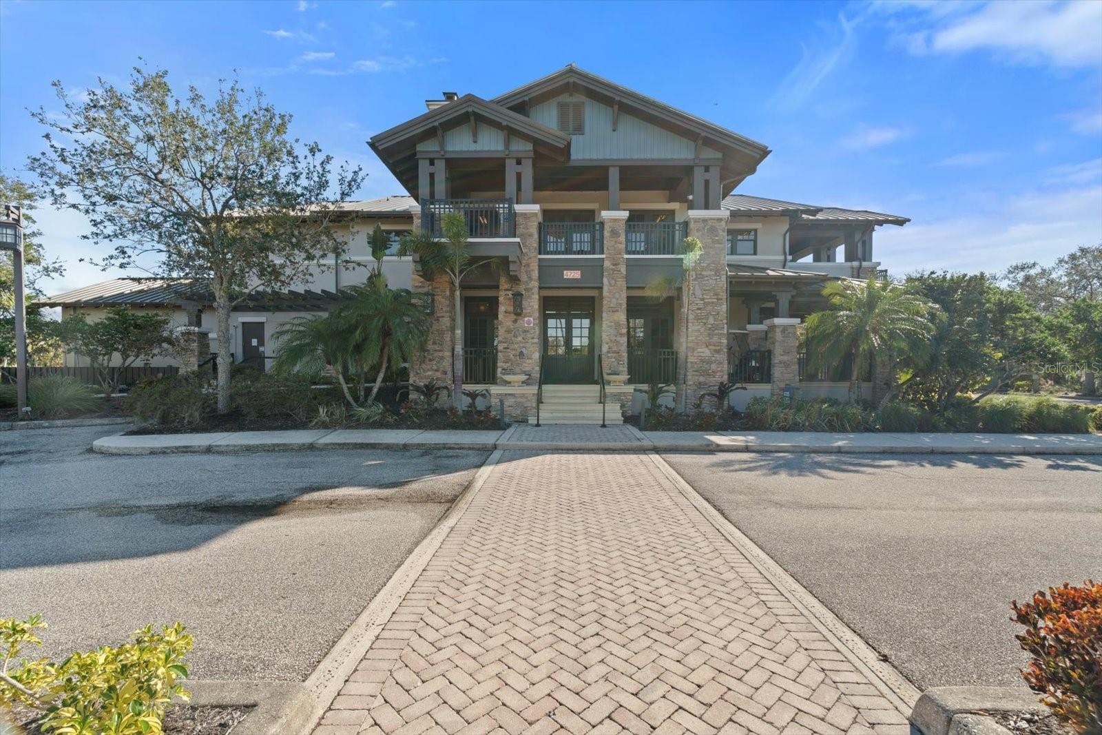 6312 LAURELCREST GLN