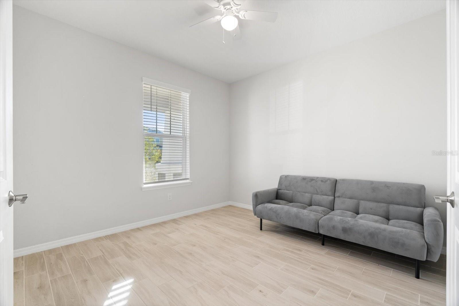 6312 LAURELCREST GLN