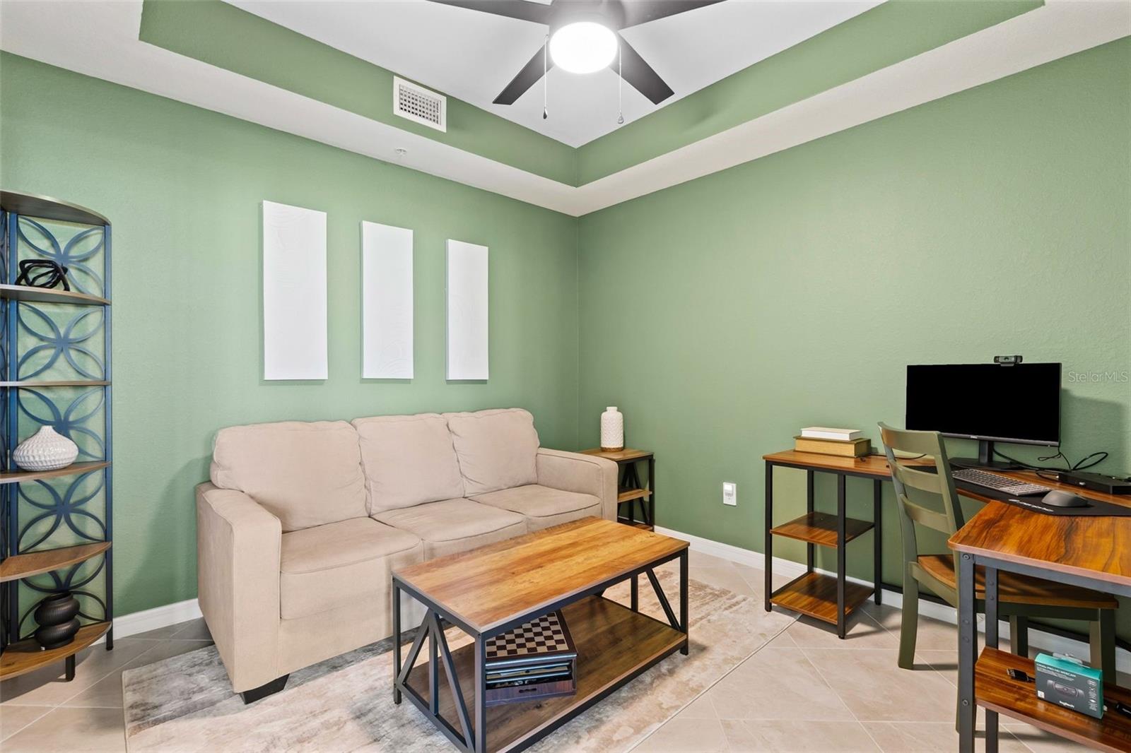 19015 SCALLOP LOOP #106