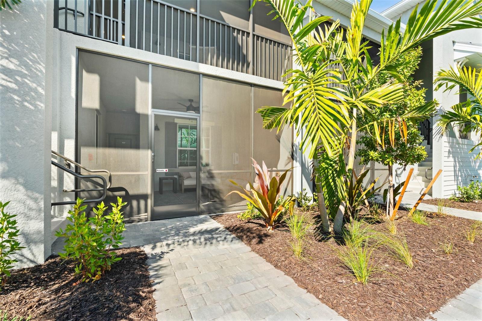 19015 SCALLOP LOOP #106