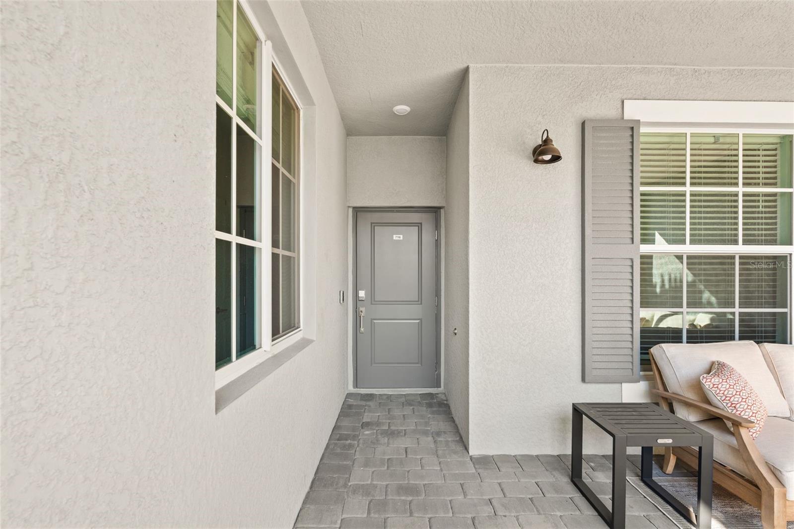 19015 SCALLOP LOOP #106