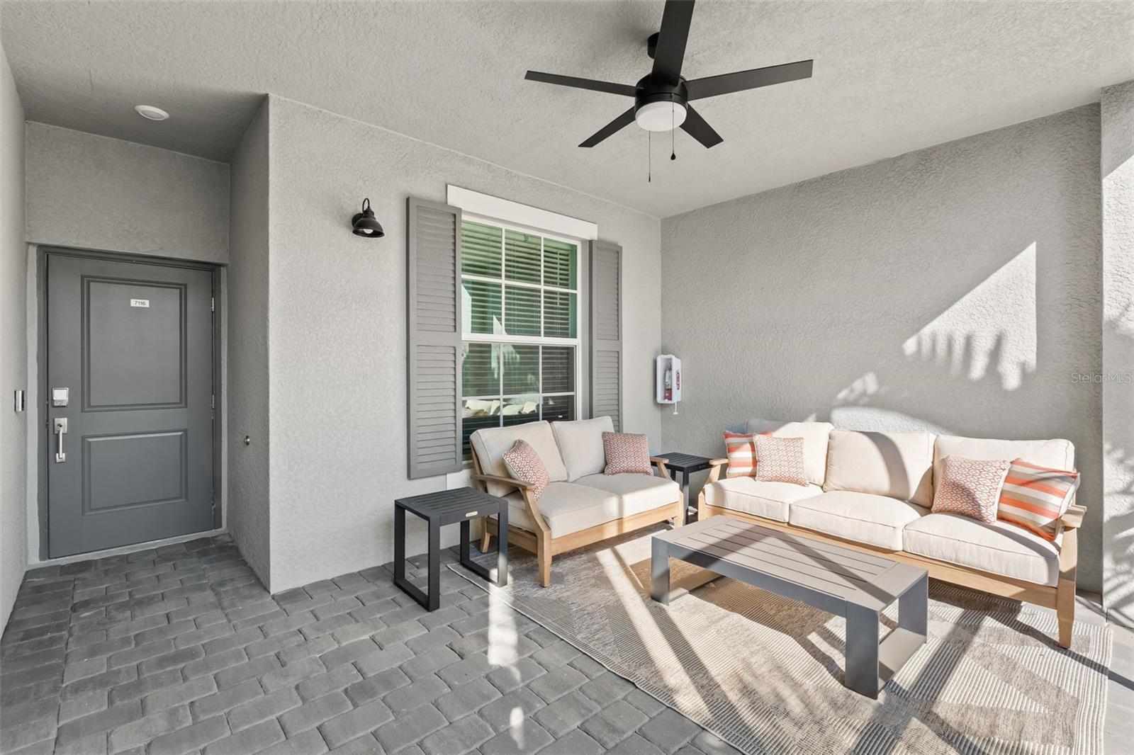 19015 SCALLOP LOOP #106