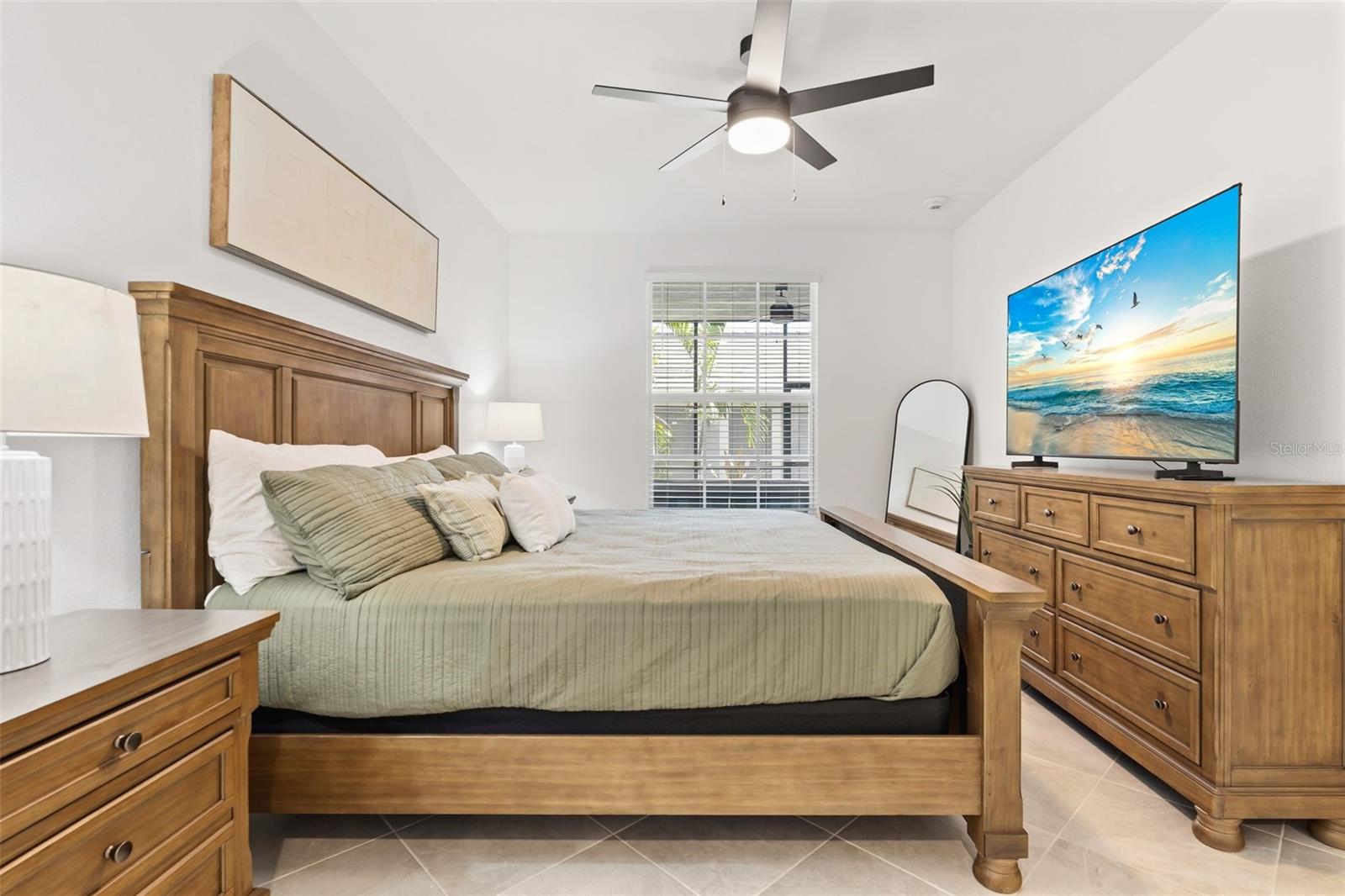 19015 SCALLOP LOOP #106