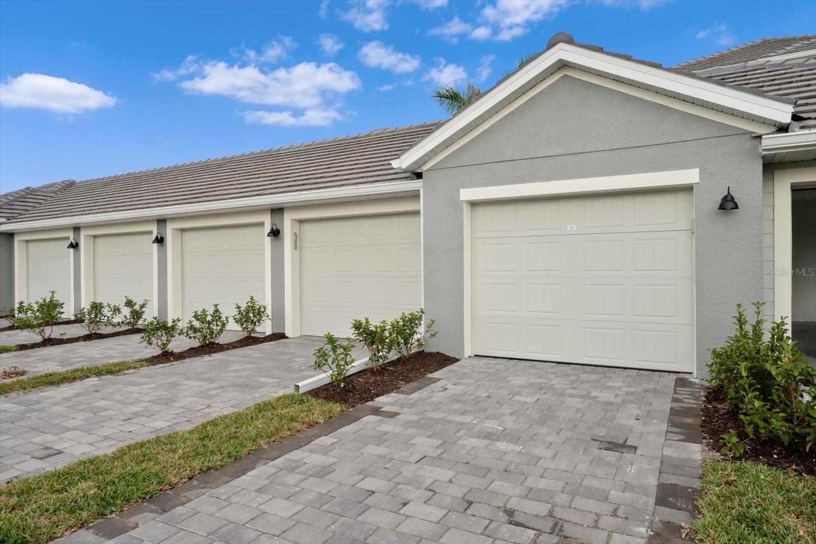 12440 WELLEN GOLF ST #104